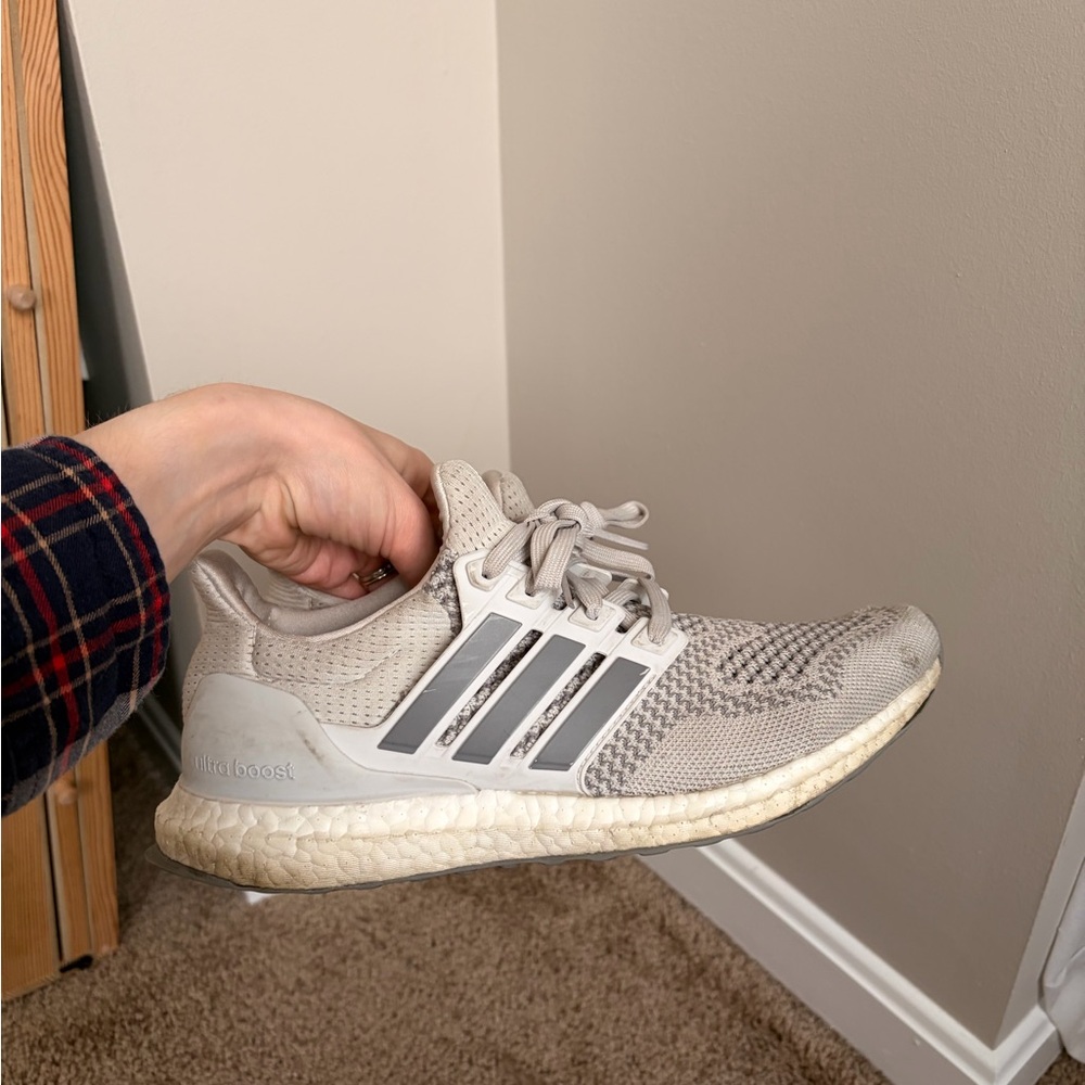 Gray and white adidas ultra boost